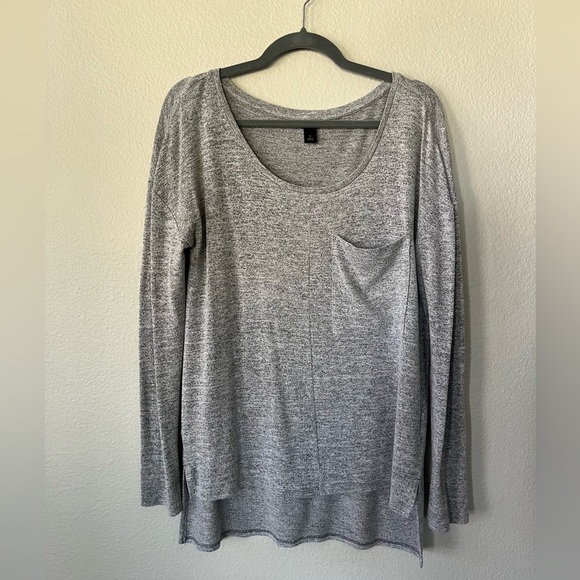 Banana Republic Drapey Pocket Scoop Neck in Heather Gray Women’s Size S - Picture 2 of 12